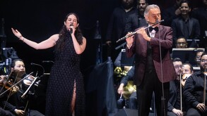 Andrea Bocelli y Ximena Sariñana en el Zócalo