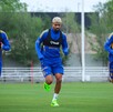 Ángel Correa, Rodrigo Aguirre y Juan Vigón en el entrenamiento de Tigres .