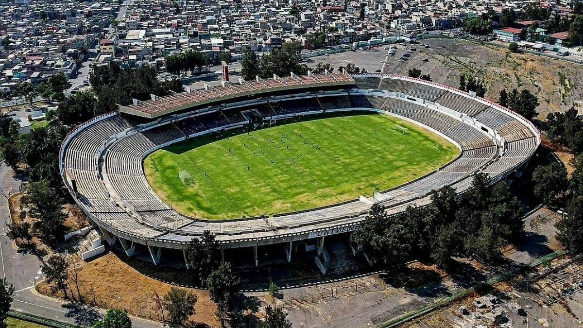 Así luce a lo lejos el Estadio Neza 86.