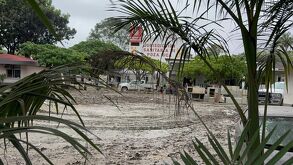 Hay protestas en la jurisdicción sanitaria y de salud de Veracruz por irregularidades, trabajadores denuncian falta de pago y malas condiciones para trabajar.