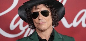 Enrique Bunbury habló de su deseo por ofrecer un concierto gratuito en el Zócalo capitalino.