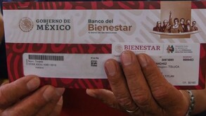 Sobre de la tarjeta de la Secretaría del Bienestar