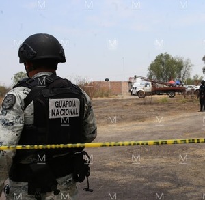 Guanajuato toma medidas cerrando pozos en desuso que son utilizados como fosas clandestinas para que no vuelvan a ser reutilizados por criminales.