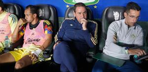 André Jardine durante el partido entre América y León.