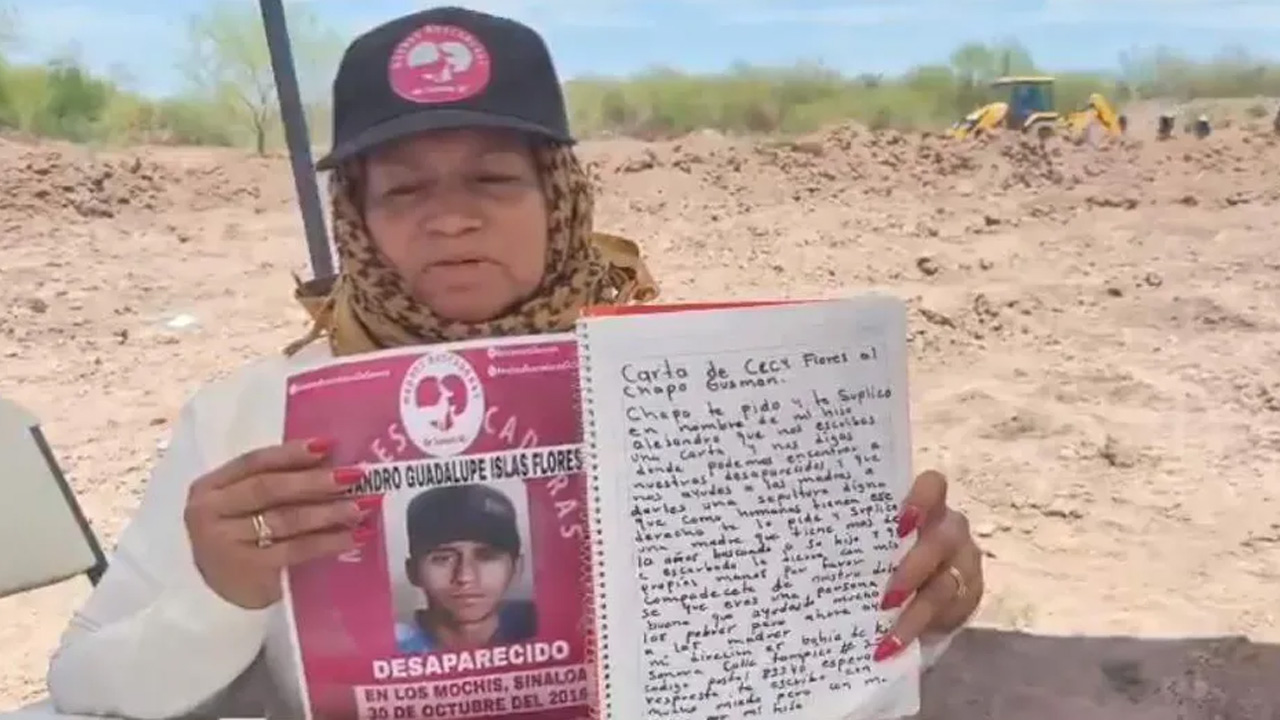 La activista Ceci Flores envió una carta a Joaquín 'El Chapo' Guzmán para pedir información sobre su hijo y otras personas desaparecidas.