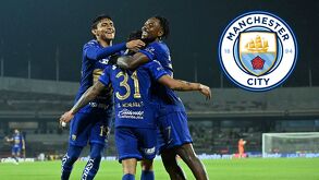 Jugadores de Pumas son visoreados por scouts del Manchester City.