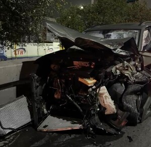 Choque de camioneta en avenida Garza Sada, Monterrey.