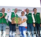 En Torreón comenzó la entrega de despensas de un plan estatal que pretende llegar a miles de hogares con apoyo básico alimentario.