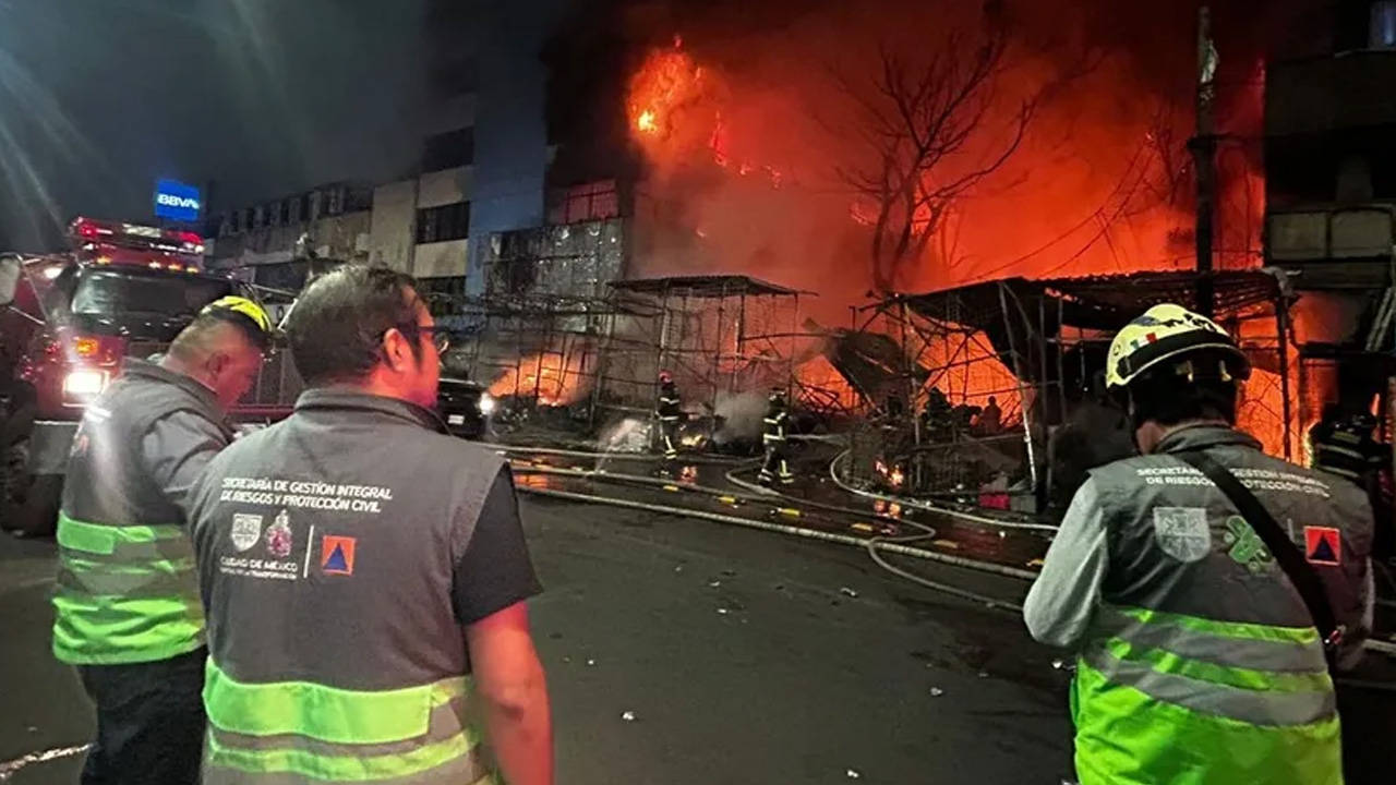 Programa conducido por Ana Laura Alanís, Liliana Sosa y David Medrano, jueves 23 de abril 2026.