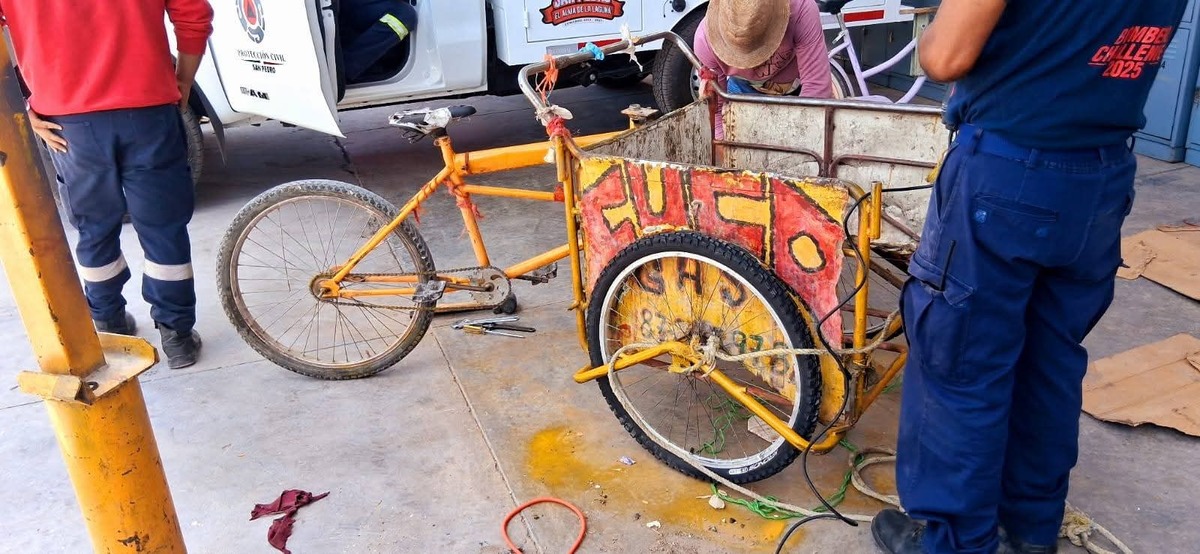 Triciclo reparado en San Pedro
