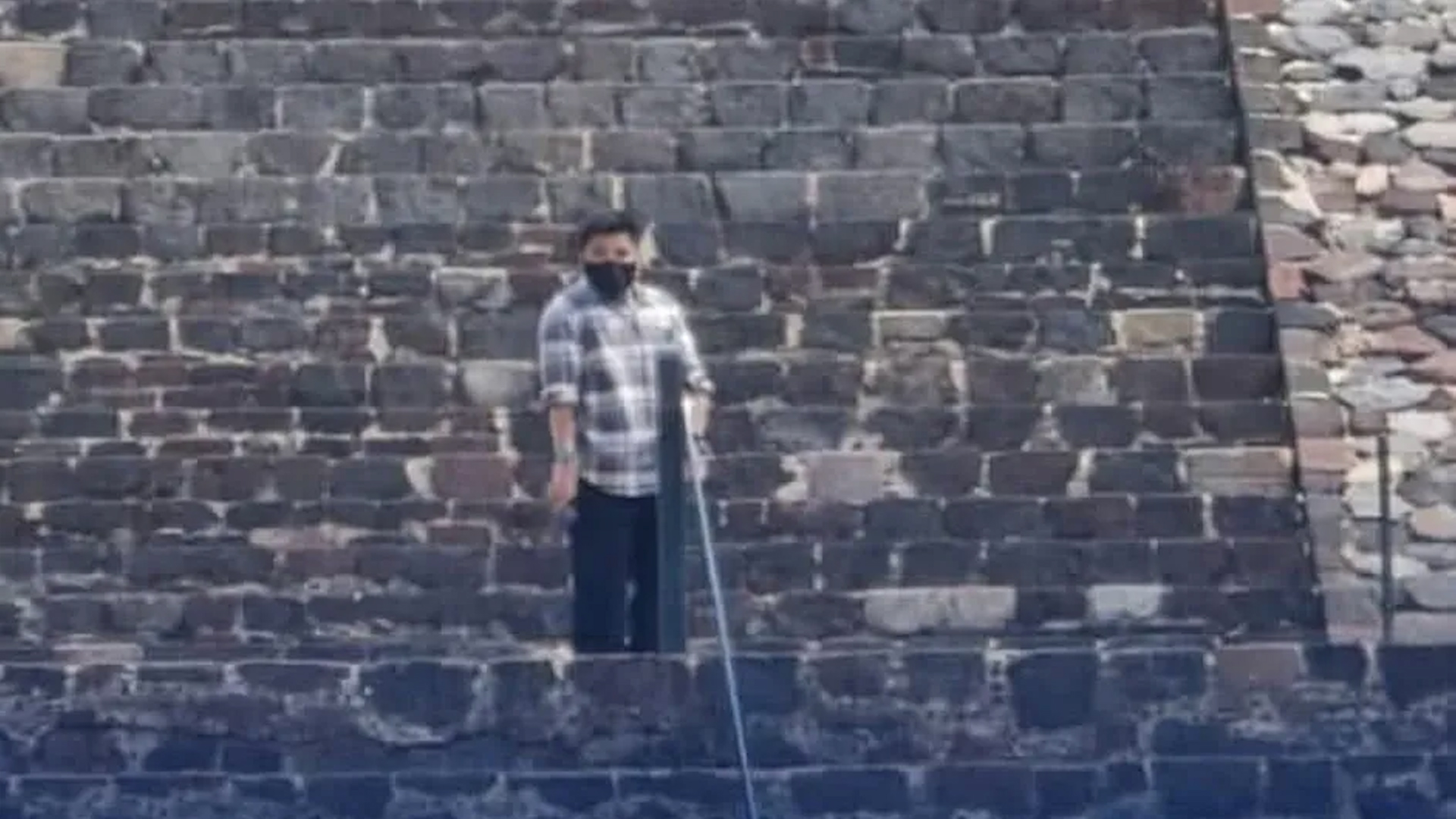 La madre de Julio César reveló a que su hijo fingió realizar un viaje a Rusia para realizar el atentado.