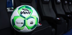 Balón oficial del Clausura 2026.