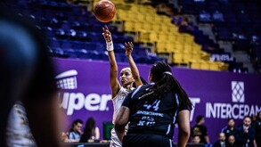 Fuerza Regia Femenil en el segundo de la serie ante Adelitas de Chihuahua.