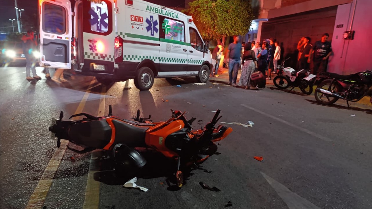 Se reportan tres lesionados, dos de ellos presentan heridas severas | Foto: Vicente Torres