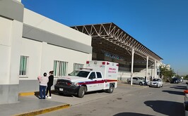 Hospital General de Lerdo donde se atendieron a dos personas que fueron encontradas inconscientes en sus viviendas.