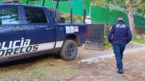 Patrulla de Morelos en Huitzilac, debido a que apareció una pareja sin vida