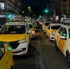 Taxistas bloquean centro de Guadalajara en protesta contra Guardia Nacional