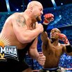 Floyd Mayweather vs Big Show en su pelea en WrestleMania 24.