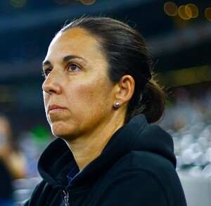 Amandine Miquel durante el Clásico Regio Femenil