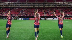Chivas y Toluca Femenil empatan 1-1 en un duelo de porteras. Eugénie Le Sommer se corona campeona de goleo