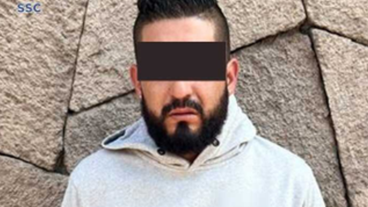 Un hombre de 33 años fue detenido por su presunta participación en un homicidio en Tacuba, Ciudad de México.