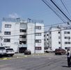 una cinta cierra el paso a un edificio donde un niño murió tras caer del tercer piso