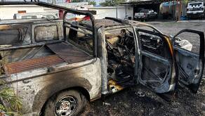 Camioneta quemada en Reynosa.