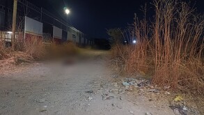 Un hombre fue asesinado brutalmente tras ser arrastrado y golpeado con una piedra en la colonia Jardines de la Cruz Oriente. La policía tardó horas en llegar. C