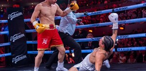 Mario Bautista siendo noqueado por Aaron Mercury durante Supernova Génesis 2026.