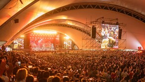 Aguascalientes sigue de fiesta con la Feria de San Marcos, en donde artistas de talla internacional ofrecen su concierto en el teatro del pueblo.