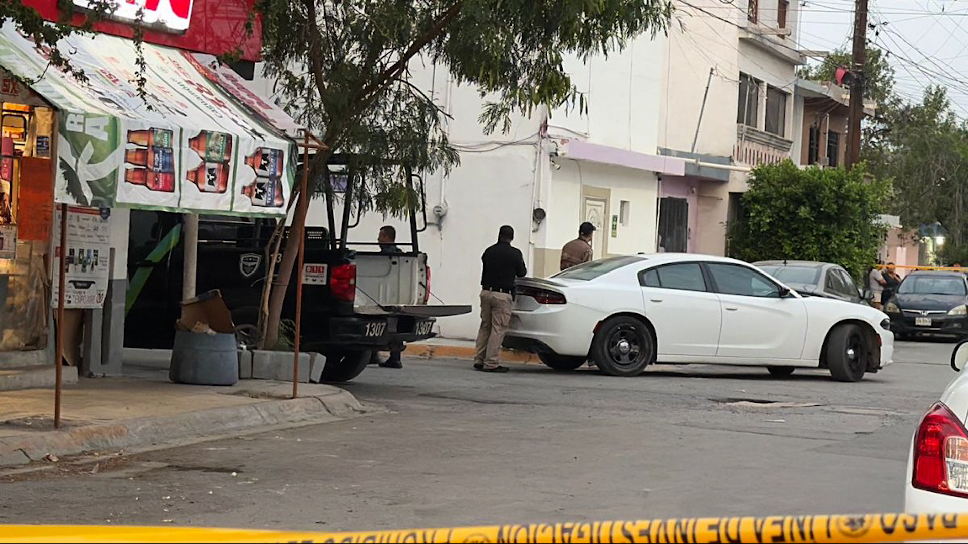 Programa conducido por Pamela Longoria, Víctor González y Sandra González, lunes 27 de abril 2026.