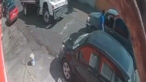 Automovilista balea a pipero en Chimalhuacán.