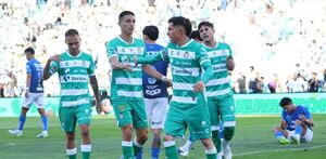 Santos derrotó 3-0 a Monterrey en la última jornada de la actual temporada en donde ambos equipos quedaron fuera de Liguilla.