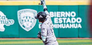 Sultanes en el tercer juego contra los Dorados de Chihuahua.