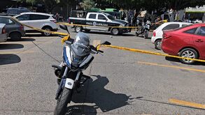 Investigan a policías de la patrulla GDL-005 por presunta omisión durante un ataque en la colonia Magaña. Mira el video y conoce los detalles del caso aquí.