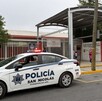 Movilización de Policía de San Nicolás afuera de secundaria.