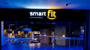 Entrada de gimnasio Smartfit en México