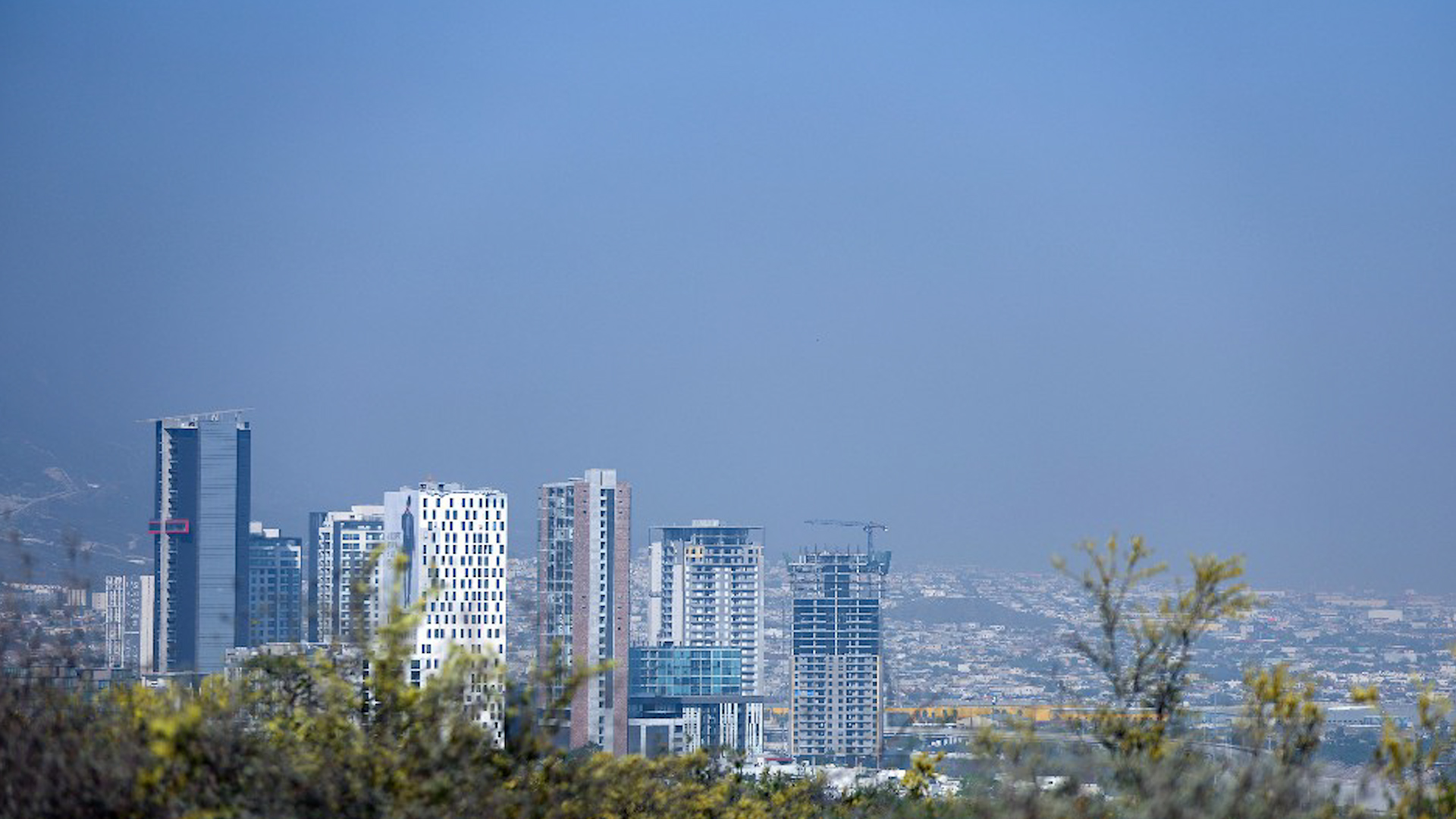 Diputados del Congreso de Nuevo León exigen castigos penales a responsables de niveles de plomo en sangre de niños en Monterrey.