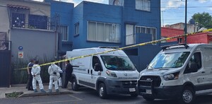 Hallan sin vida a una pareja y sus hijas dentro de su casa en Azcapotzalco.
