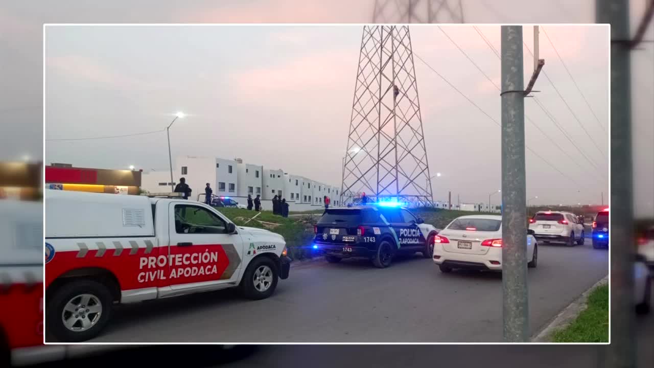 Una mujer de la tercera edad escaló una torre de alta tensión en Apodaca para exigir justicia por un conflicto legal familiar.