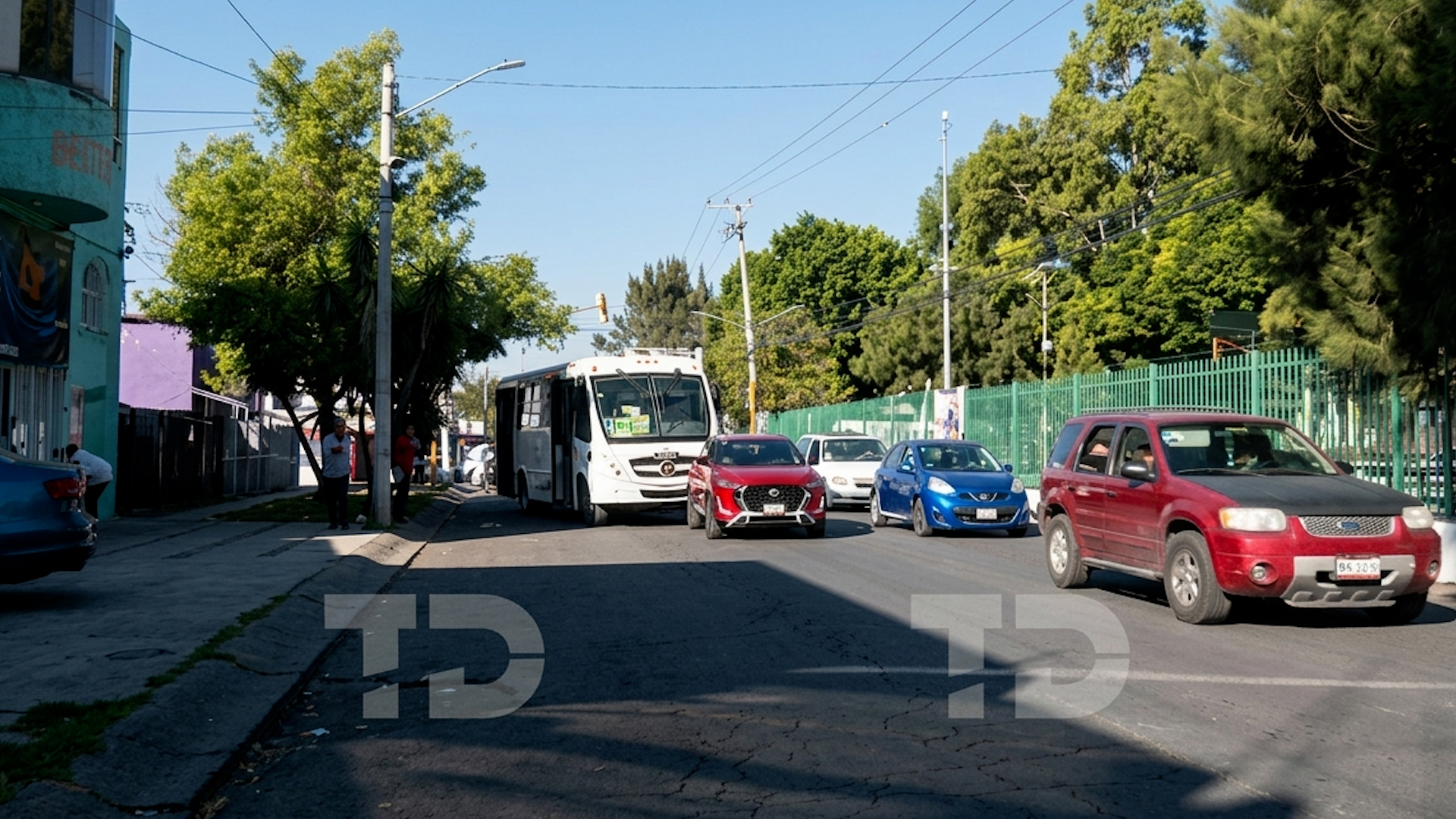Los hechos causaron afectaciones vial en la zona de la colonia Río de Luz. No sé reportan personas lesionadas.