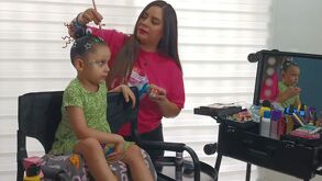 Peinados locos entre niños y padres