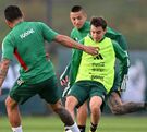 Sebastián Pérez Bouquet entrenando con la Selección Mexicana en Qatar 2022.