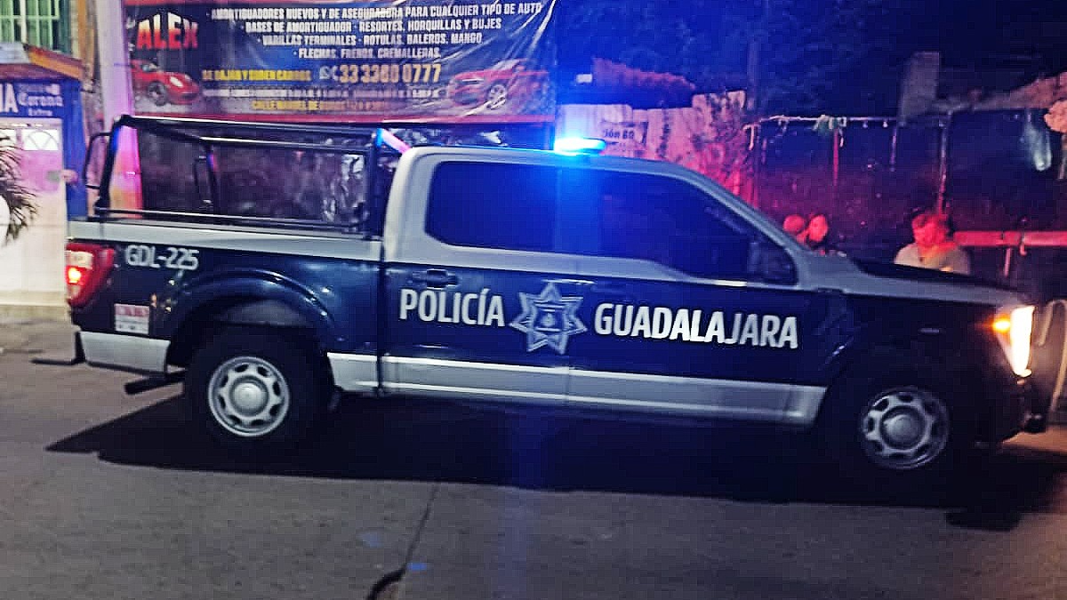 La Policía de Guadalajara capturó a dos sujetos tras un robo en la colonia Monumental y un asalto en el Centro. ¡Entérate de cómo lograron las detenciones!