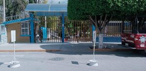 fachada de la entrada de una escuela en tehuacán
