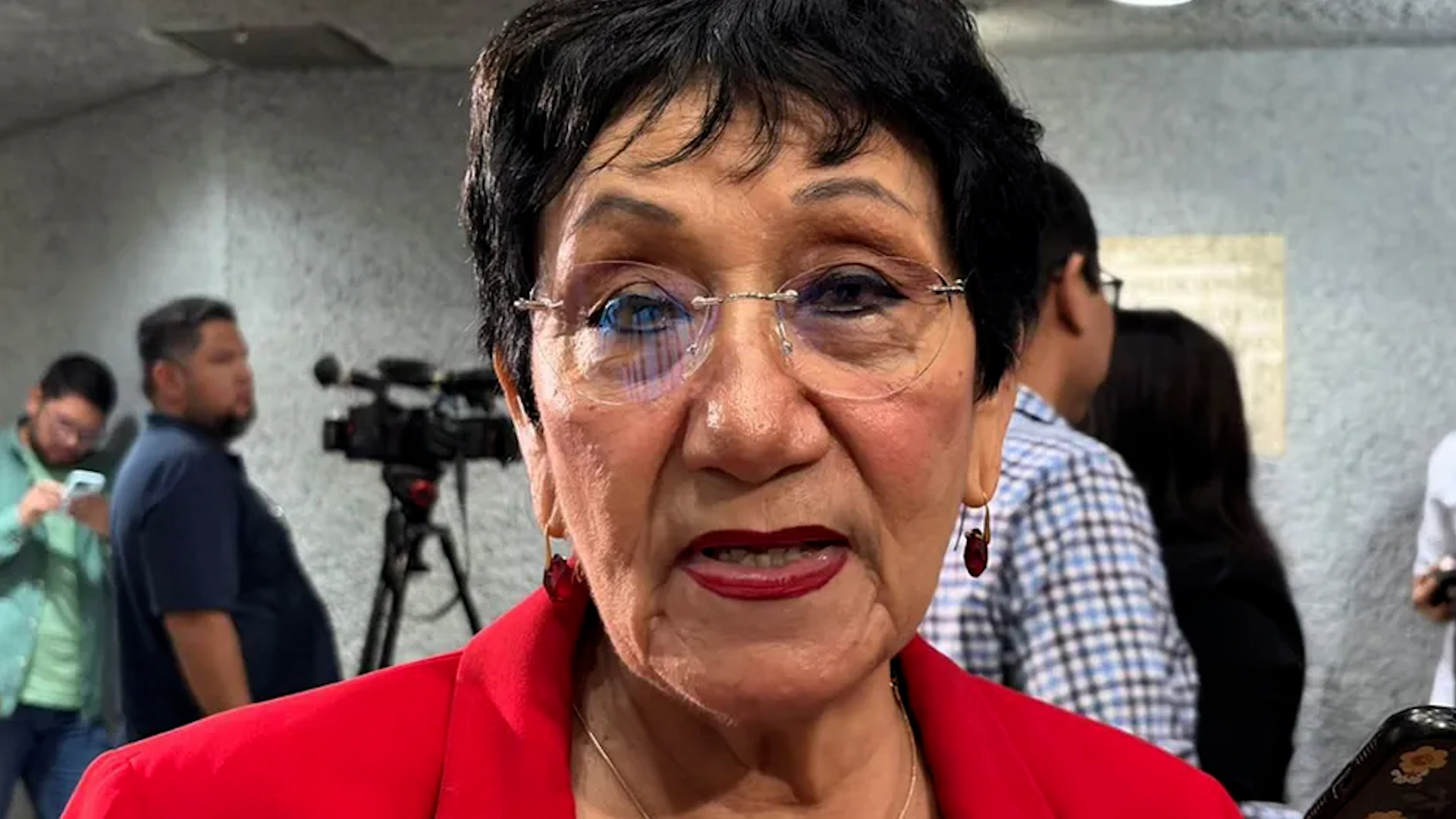 Programa conducido por Luis Carlos Ortiz, Erik Rocha y Ady Cabriales, jueves 30 de abril 2026.