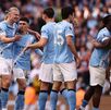 Arsenal perdió 2-1 ante Manchester City y se complicó el liderato de la Premier League al quedarse a 3 puntos del equipo de Pep Guardiola.