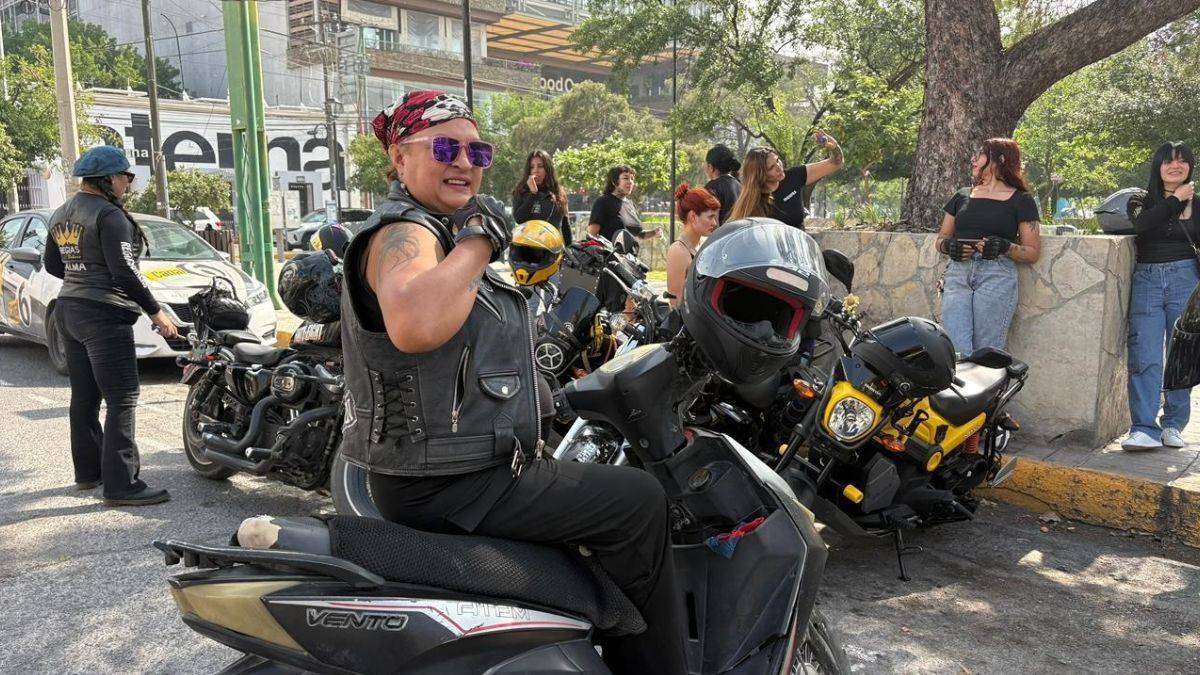 Maricruz Sánchez, 'La Sirena Roja', suma más de 10 años en el mundo biker