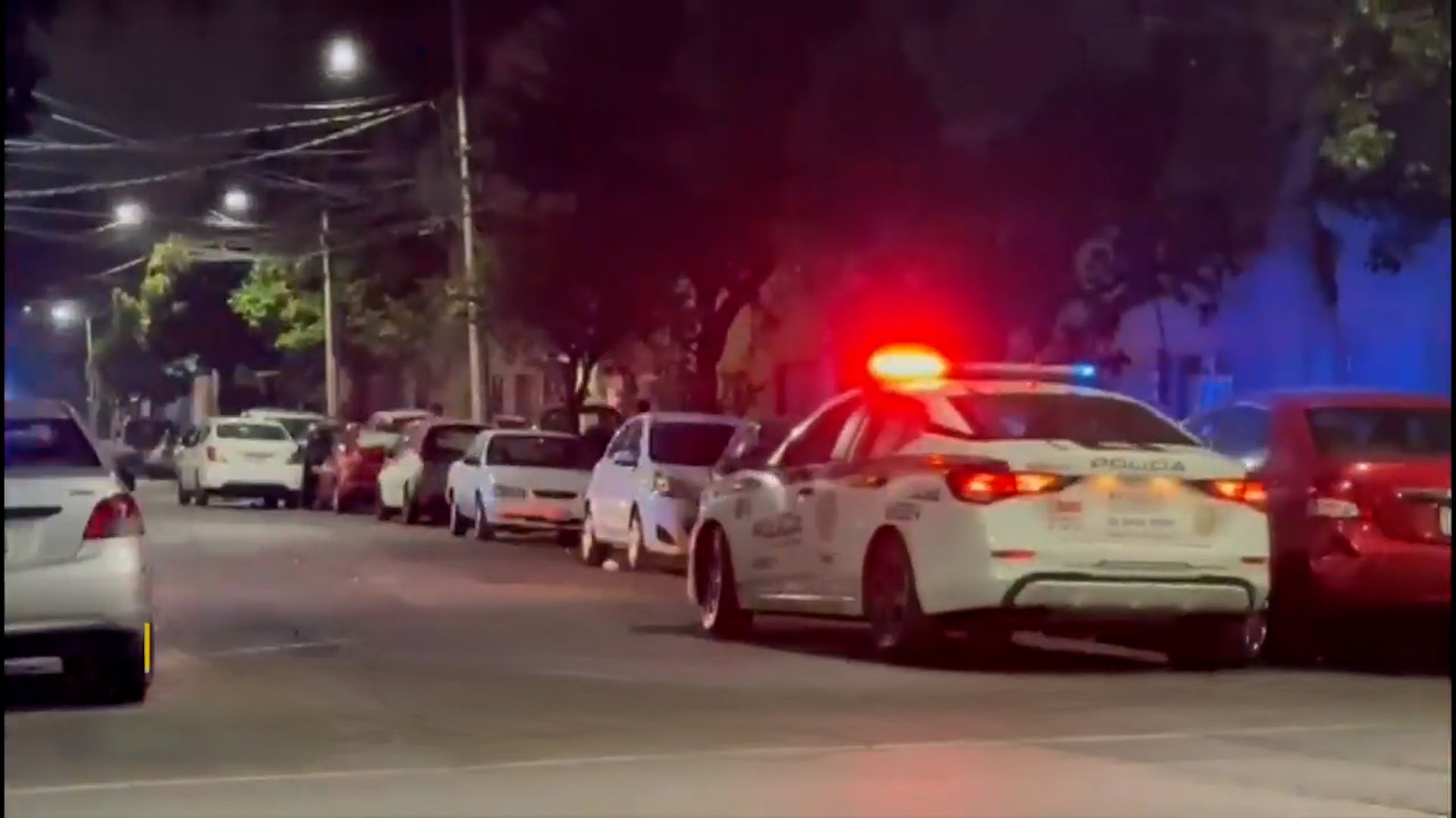Madrugada de muerte en CdMx: Reportan ejecución en Venustiano Carranza y dos fatales accidentes en Circuito Interior y Coacalco por alcohol y velocidad.