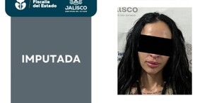 Ficha de imputación de la Fiscalía de Jalisco con un imagen de la expolicía Emma Yesenia Rubí N con los ojos censurados
